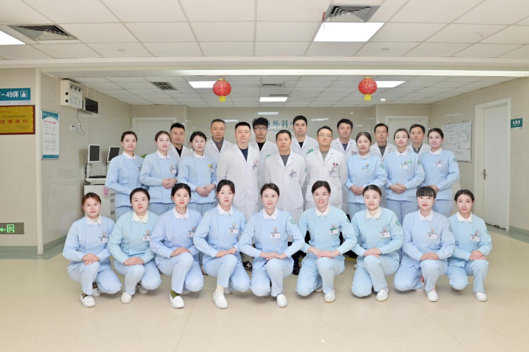 高龄不再是“禁区” 重庆市老年病医院成功救治94岁嵌顿性股疝患者